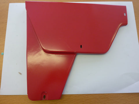 Massey Ferguson REAR SIDE PANEL RH 165